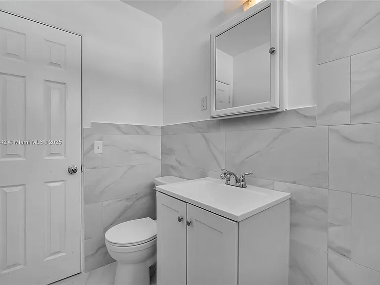 46 NW 62nd St #4 — Photo 5