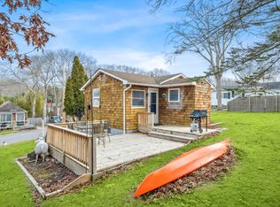 24 Fanning Ave, East Hampton, NY 11937