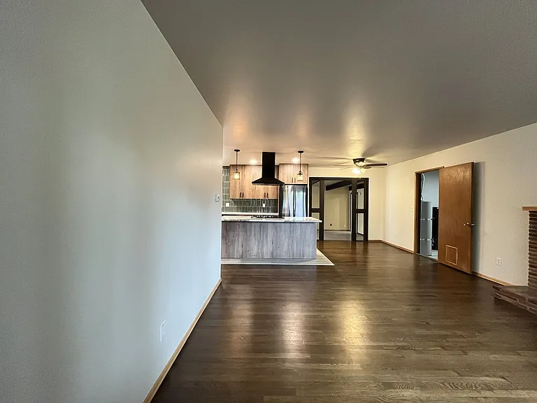 1627 Dodge Way — Photo 13