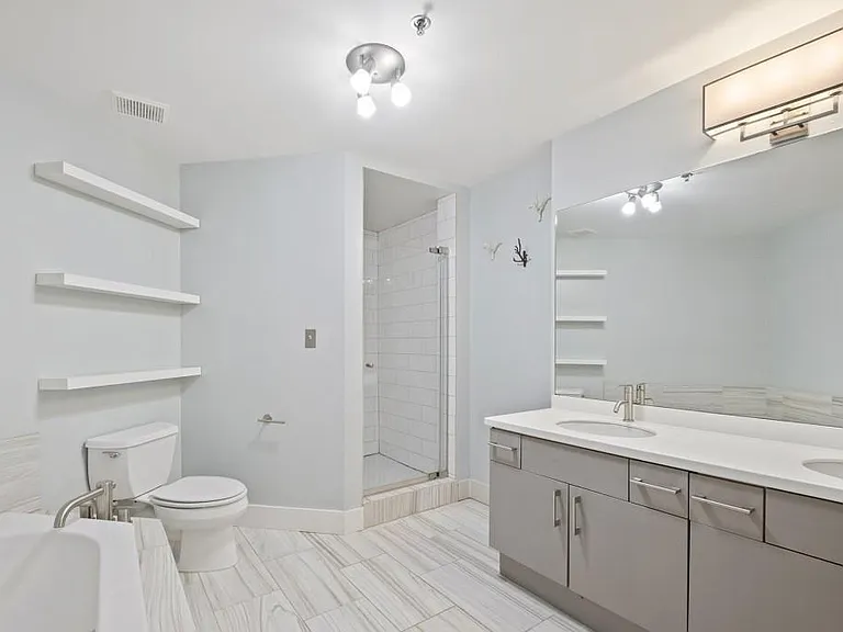790 North Ave NE #108 — Photo 14