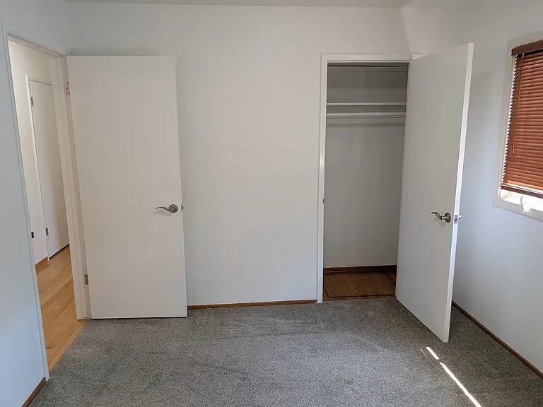 10470 Pineville Ave — Photo 17
