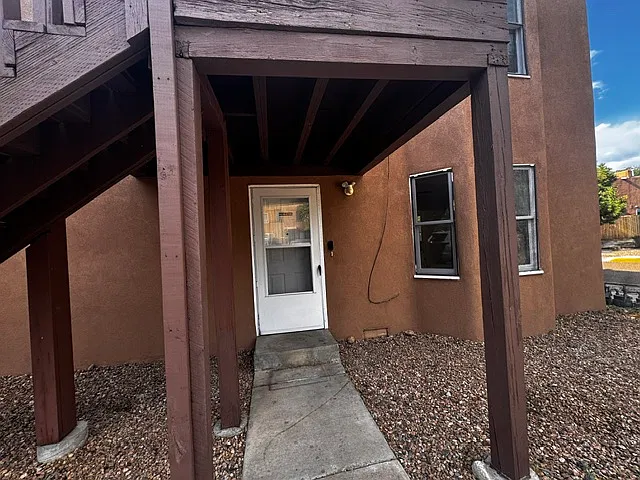 2 bed, 1092 sqft, $2,150 — Photo 2