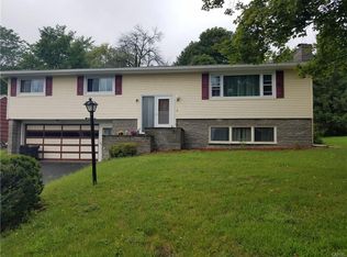 106 Cooper Ln, Syracuse, NY 13214