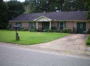 119 Baratara Dr, Chickasaw, AL 36611