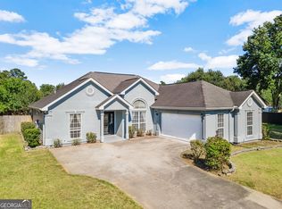 102 Bayberry Ct, Warner Robins, GA 31088