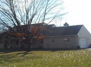 4245 Yankee Rd, Saint Clair, MI 48079