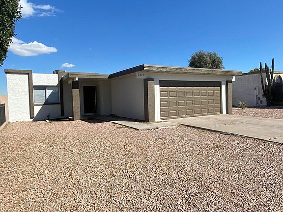3rd image of 2622 W Ellis Dr