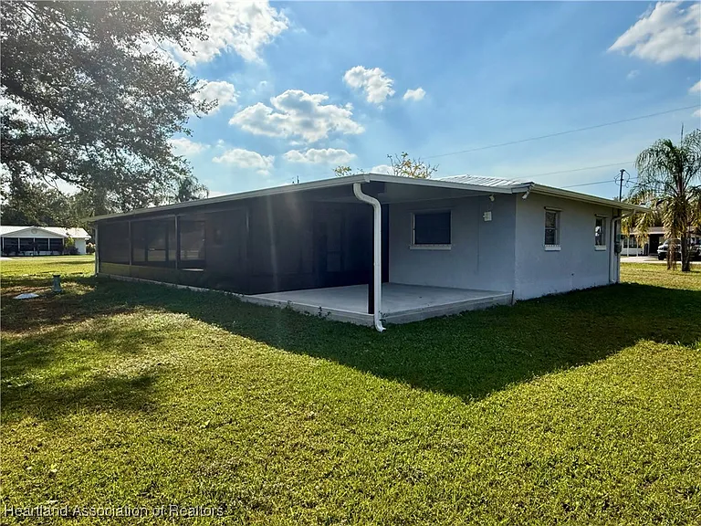 10345 SW Riverview Cir — Photo 5