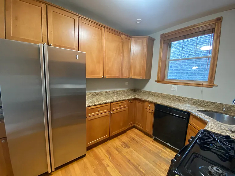 2150 W Arthur Ave #1 — Photo 9