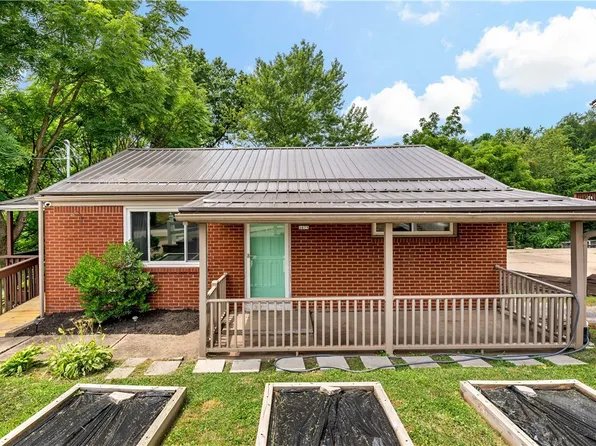 3075 Mount Troy Rd, Pittsburgh, PA 15212