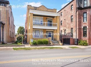 307 SE 2nd St APT E, Evansville, IN 47713