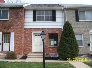 8811 Sycamore Ave, Kansas City, MO 64138