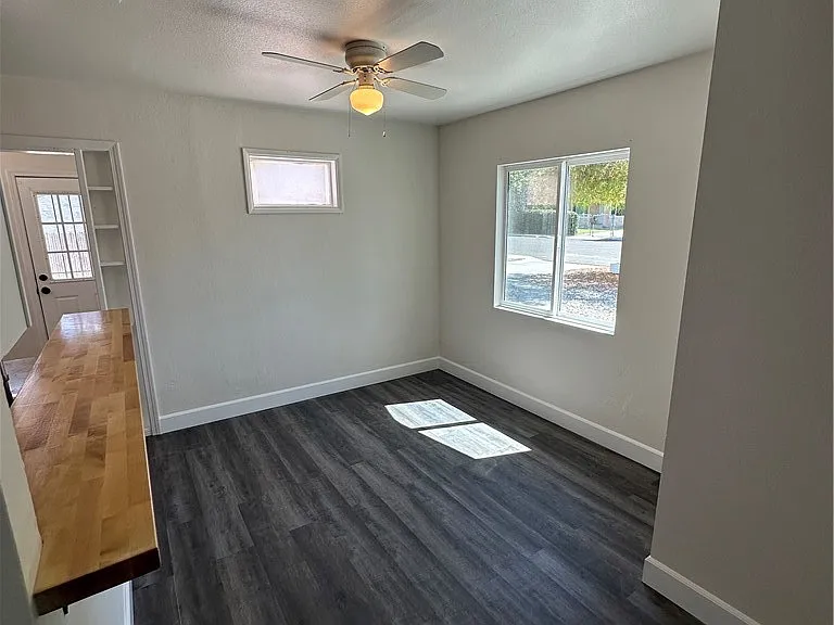 454 S Rosario Ave #A — Photo 8