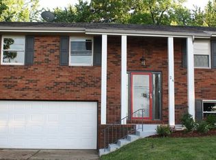 24 E Glendale Rd, Saint Louis, MO 63119