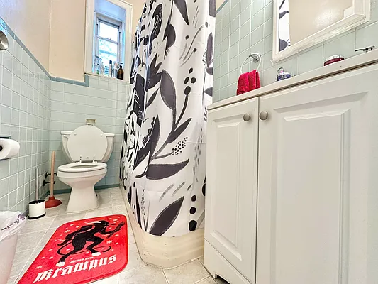 Rented by Doorway NYC, LLC | media 13