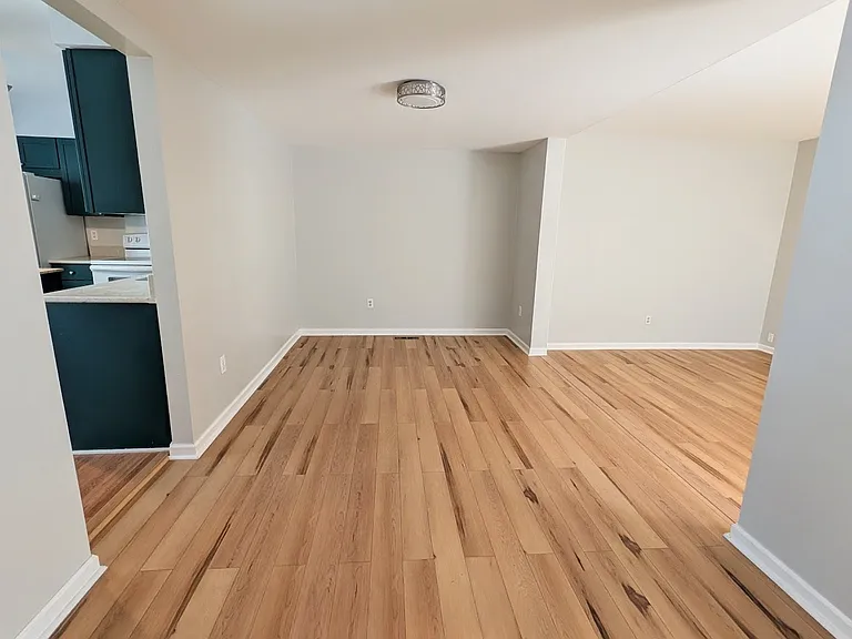 18610 Phoebe Way — Photo 9
