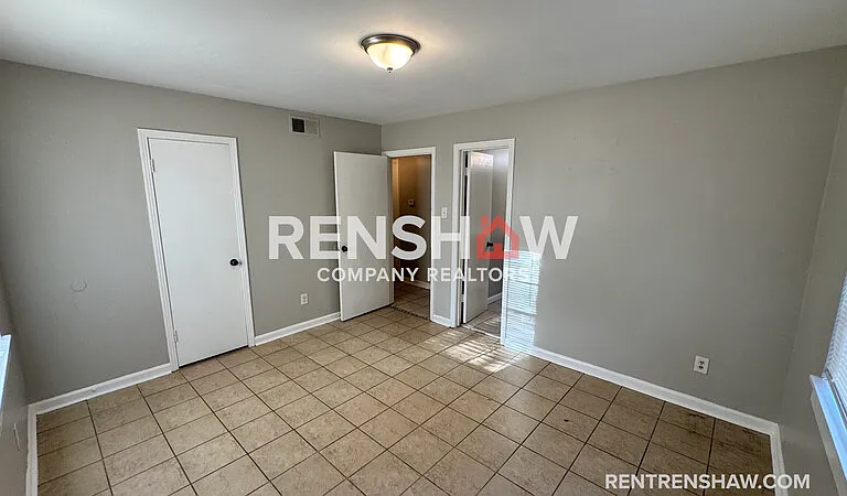 1976 Goldbrier Ln — Photo 2