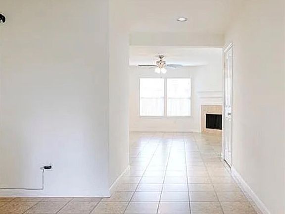 2nd image of 2542 Skyview Point Dr