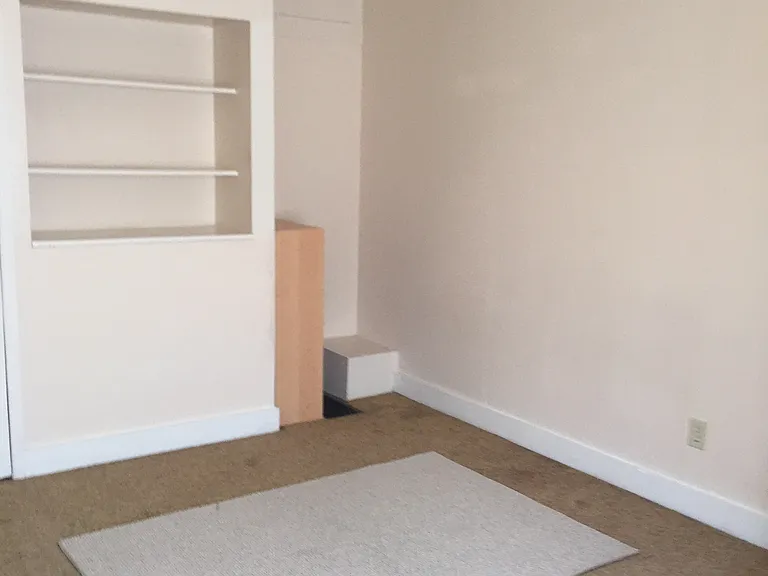 218 E Rochelle St #4 — Photo 10
