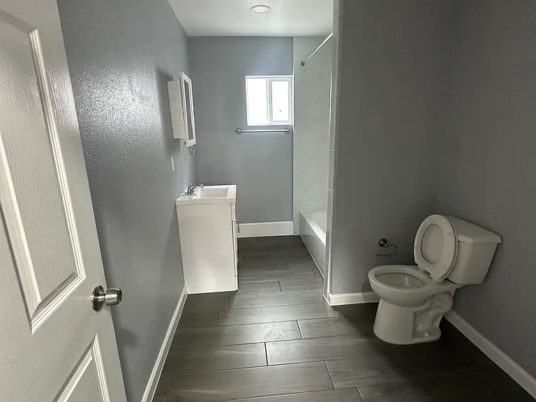 14719 S. Berendo Ave — Photo 11