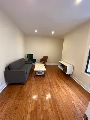 Rented by Landmark Realty & Management | media 18