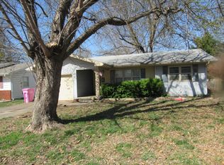 2729 E Cozy St, Springfield, MO 65804