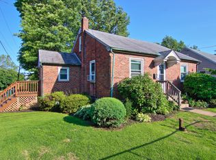 330 E Howard St, Pottstown, PA 19464