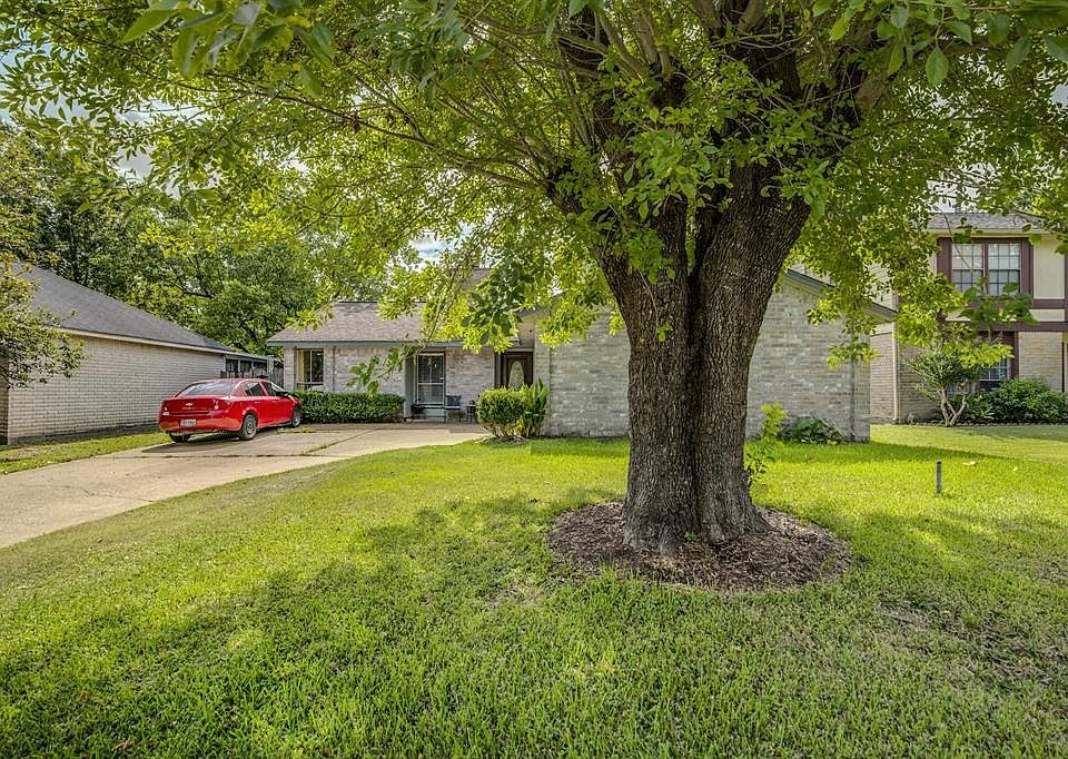 1st image of 7815 Lumber Jack Dr