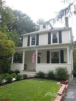 2nd image of 530 Sunnyside Ave
