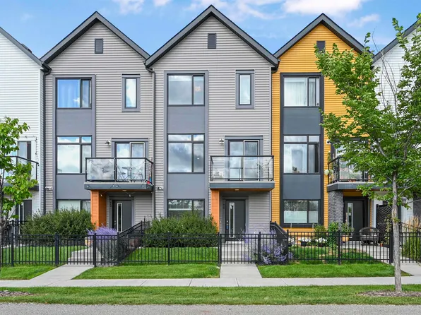 1010 Rabbit Hill Rd SW #72, Edmonton, AB T6W 4G7