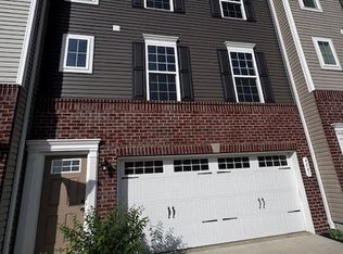 4045 N Steels Cir, Cuyahoga Falls, OH 44224
