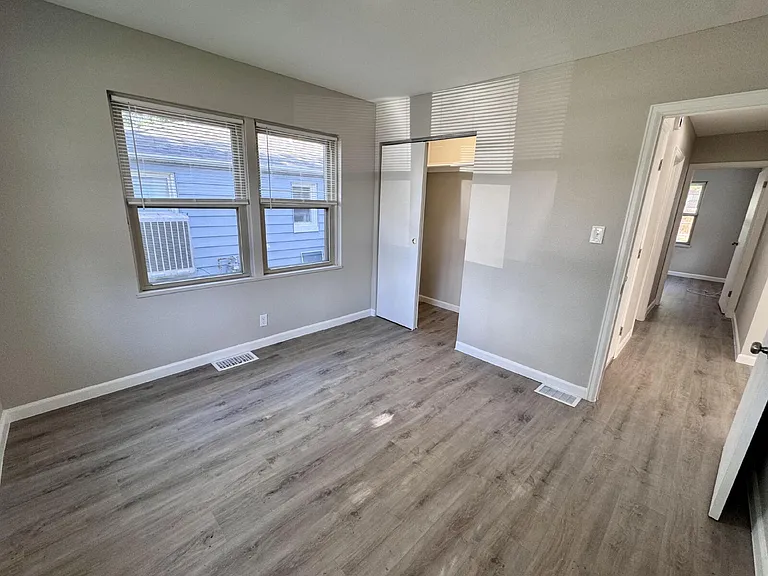 4886 S Logan St #A — Photo 11