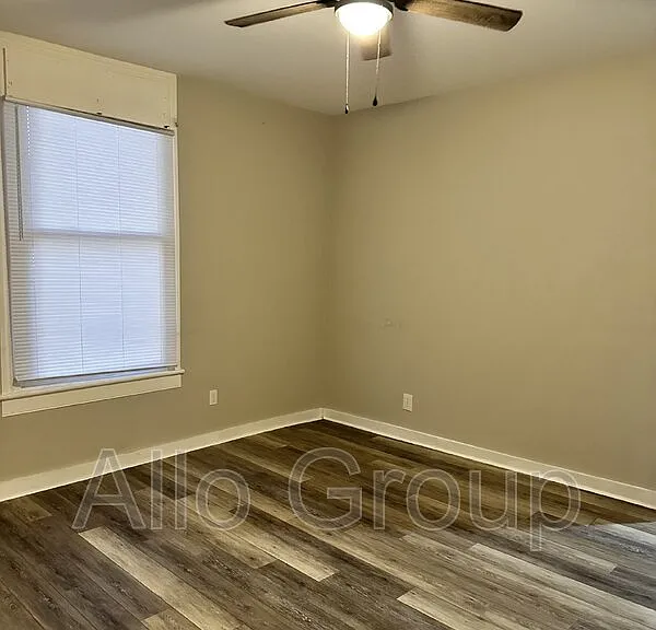 9878 Canterbury Rd #2 — Photo 3