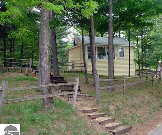 2nd image of 2360 Barbeau Dr