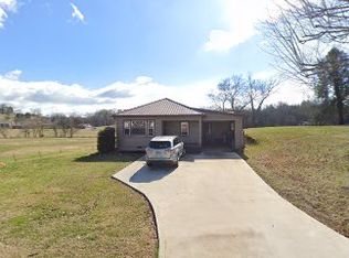 729 Steekee St, Loudon, TN 37774