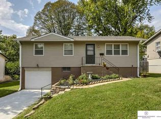 5424 N 61st St, Omaha, NE 68104