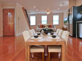 730 N Elizabeth St APT 3, Chicago, IL 60642