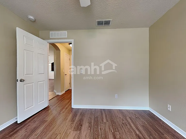 915 Branchwood Way — Photo 18
