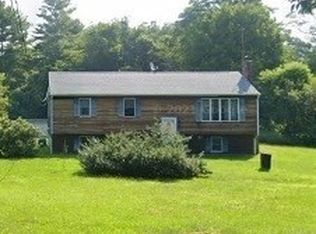 16 Popes Point Rd, Carver, MA 02330