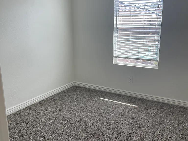 1062 S Agnes Ln — Photo 21