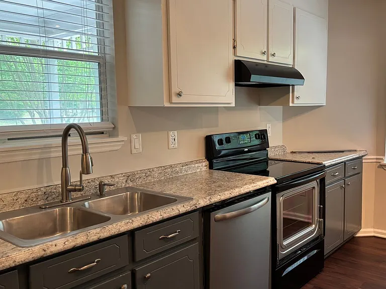 10221 Grand Junction Rd — Photo 12