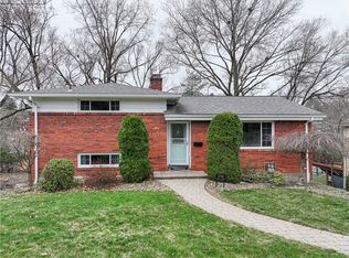 4798 Oakridge Dr, Pittsburgh, PA 15227