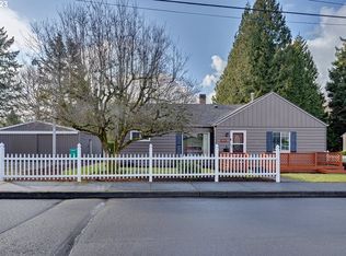 610 SE 5th St, Gresham, OR 97080