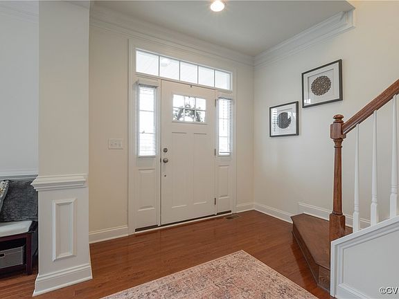4th image of 7017 Benhall Cir