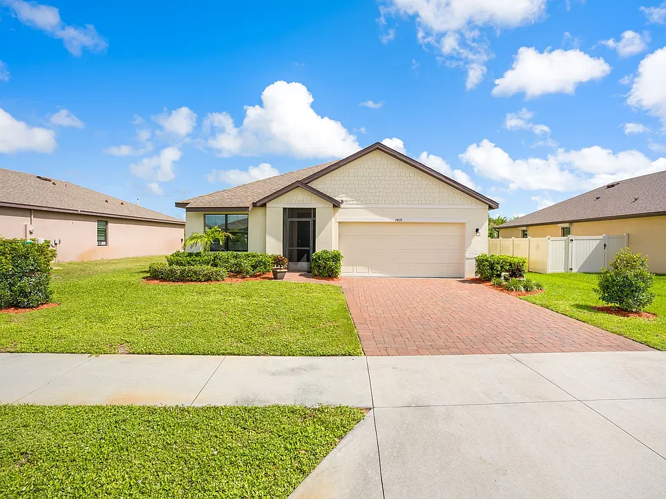 7419 Tourmaline Dr