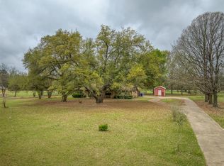 397 County Road 1500, Crockett, TX