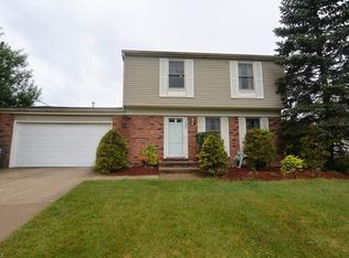 6740 Deer Ct, Bedford Heights, OH
