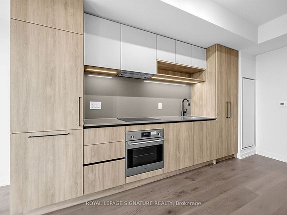 4th image of 181 Sterling Rd #1403