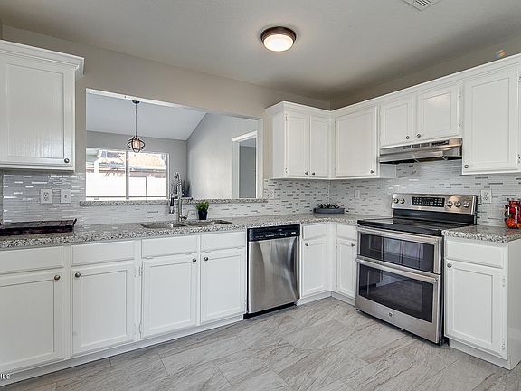 3rd image of 8908 W Carol Ave