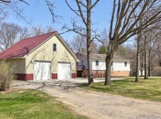5982 Buell Rd, Vassar, MI 48768